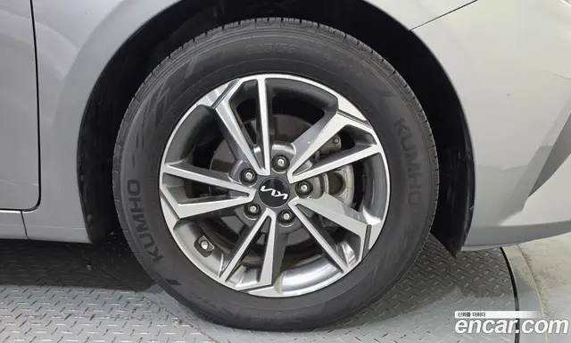 Kia K3 2023 1.6 автомат (гидро), миниатюра 7 Kia K3 2023 1.6 автомат (гидро), миниатюра 7