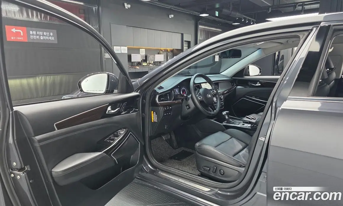 Kia K7 2018 2.4 автомат (гидро), фото 13 Kia K7 2018 2.4 автомат (гидро), фото 13