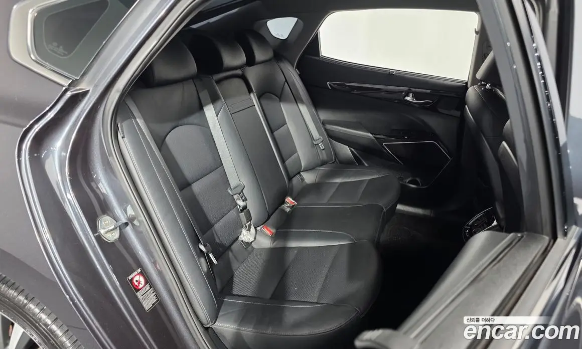 Kia K7 2018 2.4 автомат (гидро), фото 17 Kia K7 2018 2.4 автомат (гидро), фото 17
