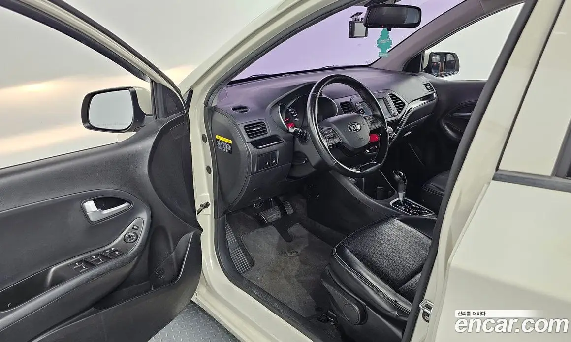 Kia Morning 2015 1.0 автомат (гидро), фото 10 Kia Morning 2015 1.0 автомат (гидро), фото 10
