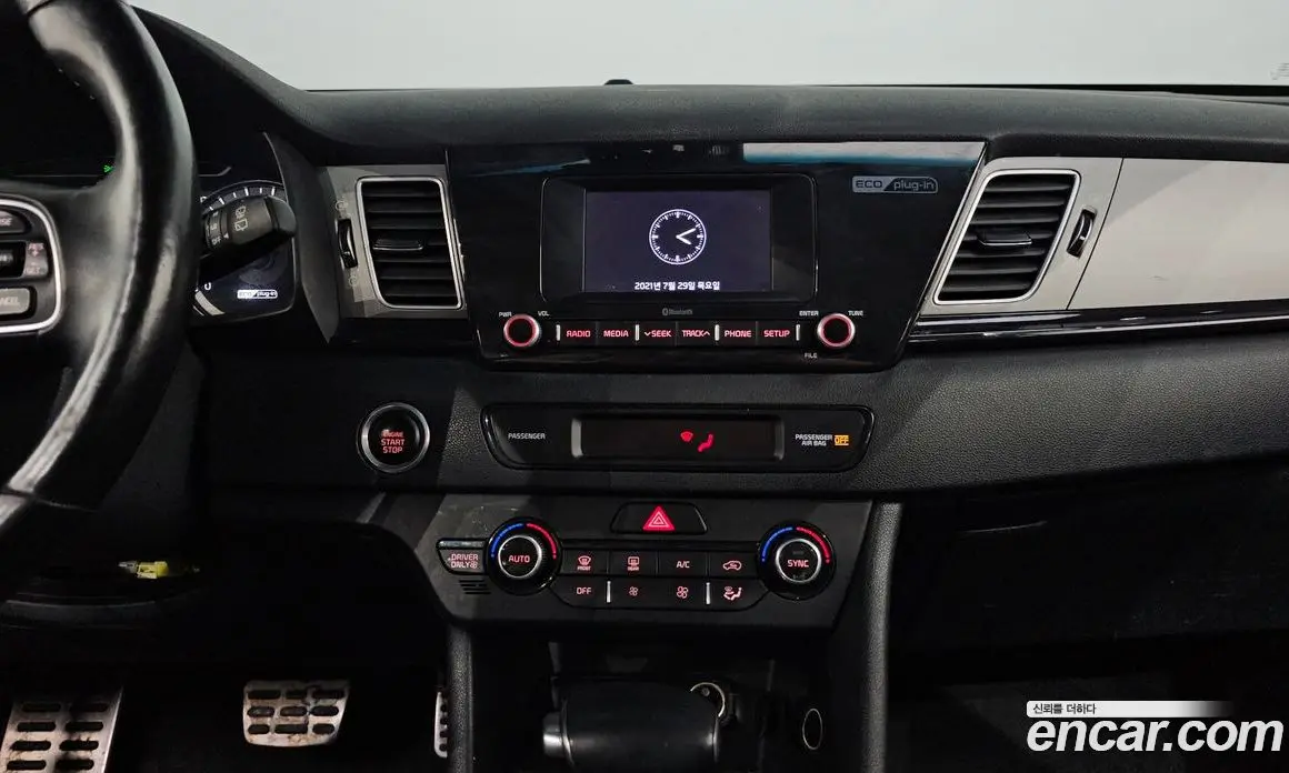 Kia Niro 2018 1.6 автомат (гидро), фото 15