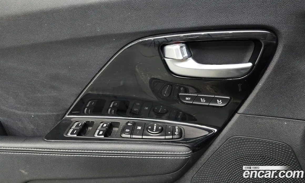 Kia Niro 2018 1.6 автомат (гидро), фото 18