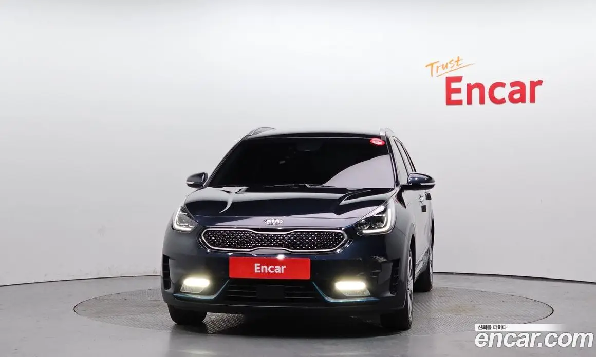 Kia Niro 2018 1.6 автомат (гидро), фото 3