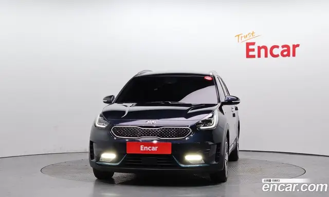 Kia Niro 2018 1.6 автомат (гидро), миниатюра 3