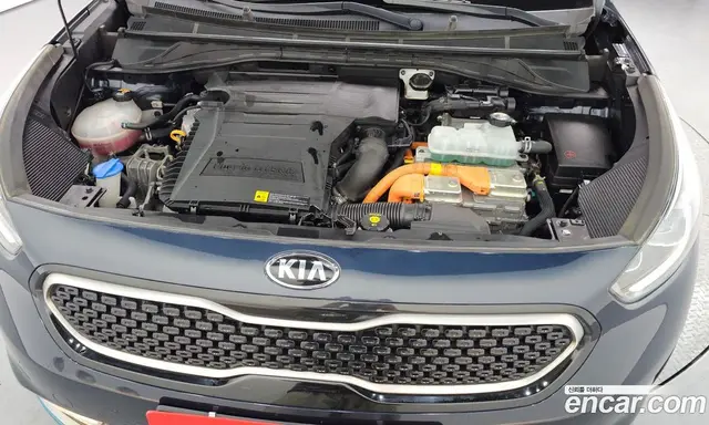 Kia Niro 2018 1.6 автомат (гидро), миниатюра 6