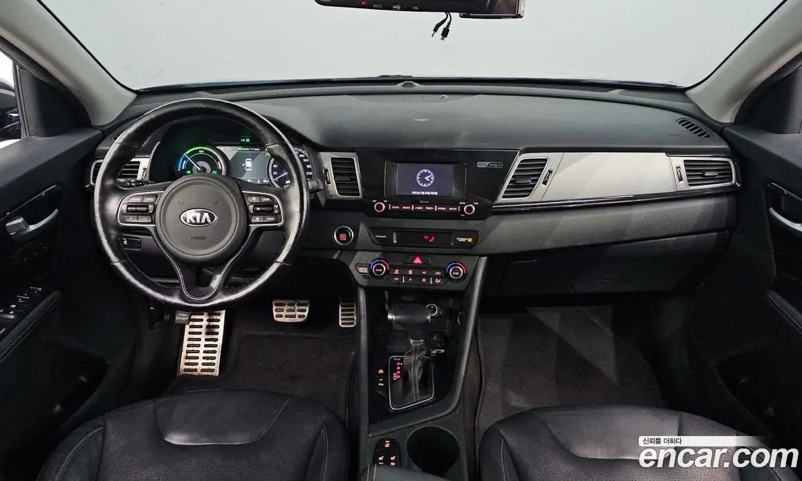 Kia Niro 2018 1.6 автомат (гидро), фото 7
