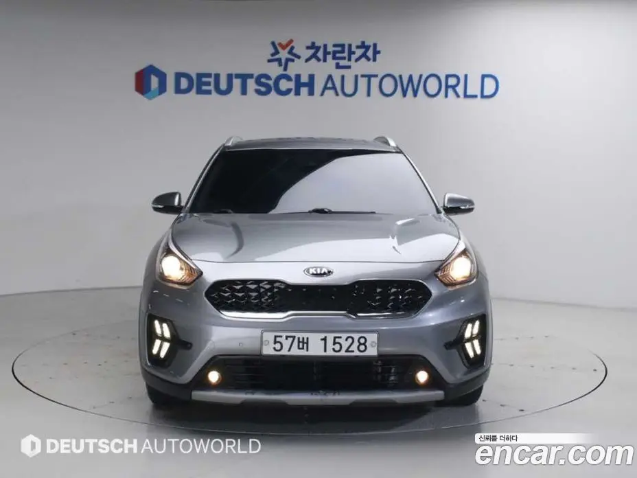 Kia Niro 2019 1.6 автомат (гидро), фото 3
