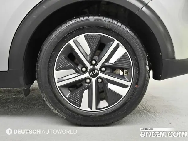 Kia Niro 2019 1.6 автомат (гидро), миниатюра 5
