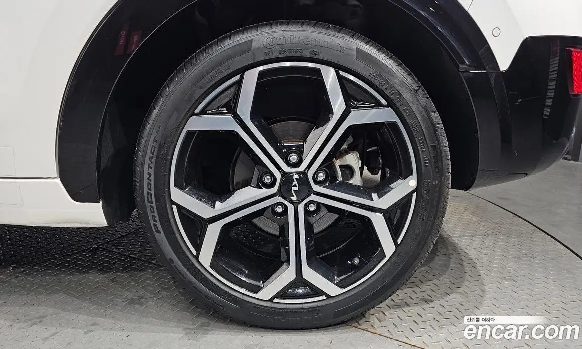 Kia Niro 2022 1.6 автомат (гидро), фото 5
