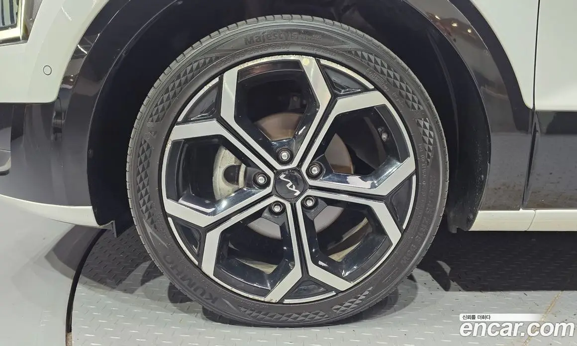 Kia Niro 2022 1.6 автомат (гидро), фото 5