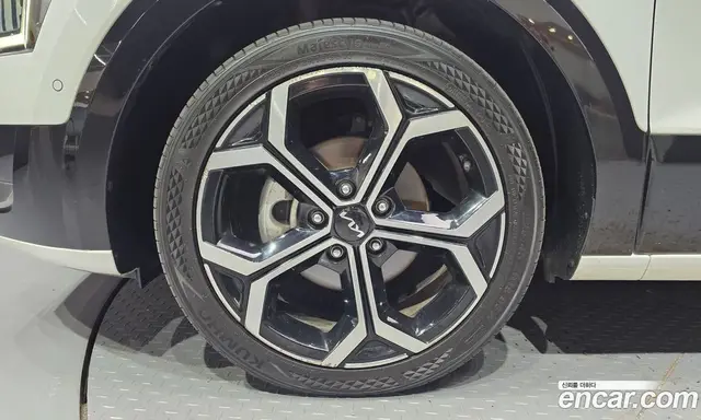 Kia Niro 2022 1.6 автомат (гидро), миниатюра 5