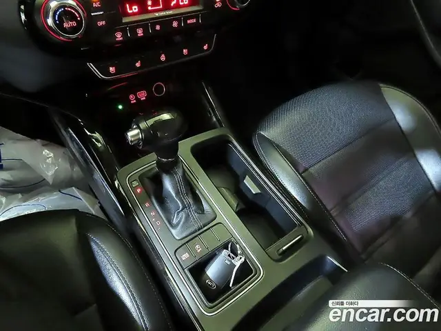 Kia Sorento 2015 2.0 автомат (гидро), миниатюра 12