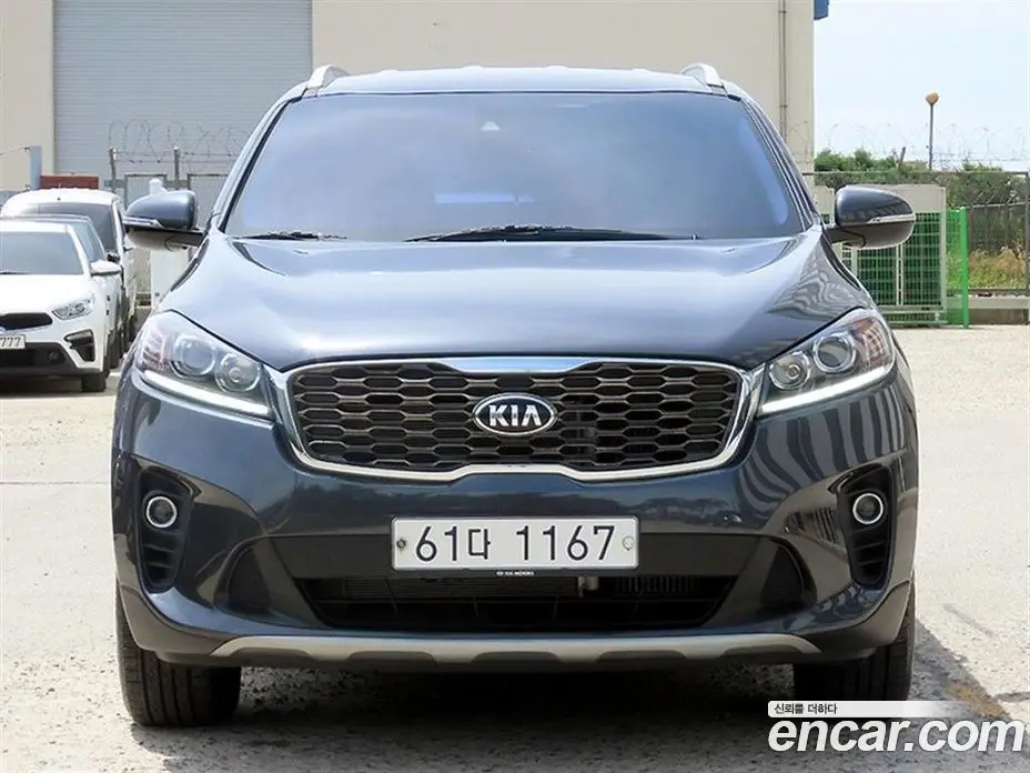 Kia Sorento 2019 2.0 автомат (гидро), фото 1 Kia Sorento 2019 2.0 автомат (гидро), фото 1