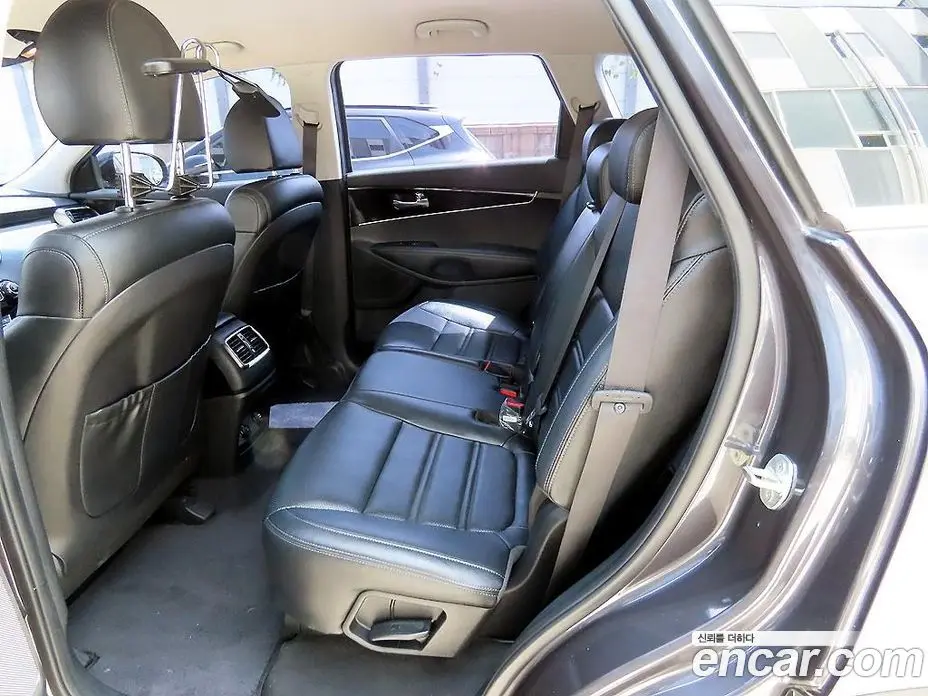 Kia Sorento 2019 2.0 автомат (гидро), фото 6 Kia Sorento 2019 2.0 автомат (гидро), фото 6