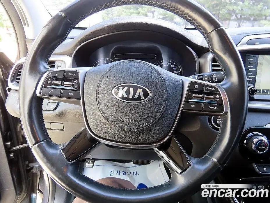 Kia Sorento 2019 2.0 автомат (гидро), фото 8 Kia Sorento 2019 2.0 автомат (гидро), фото 8