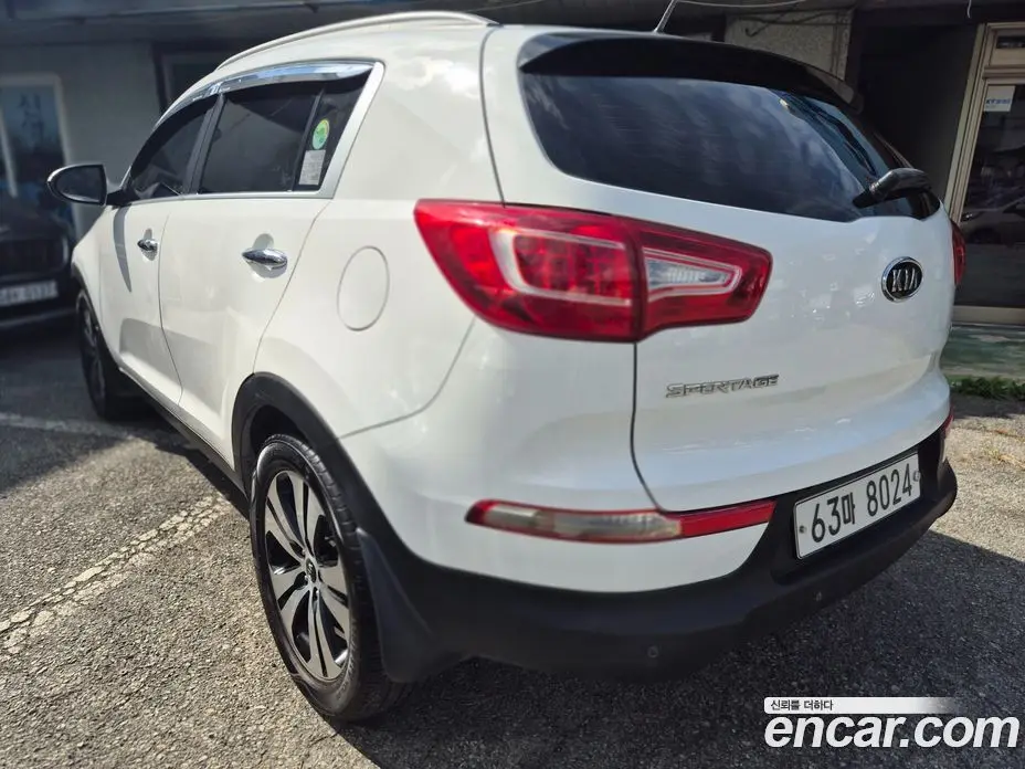 Kia Sportage 2011 2.0 автомат (гидро), фото 6