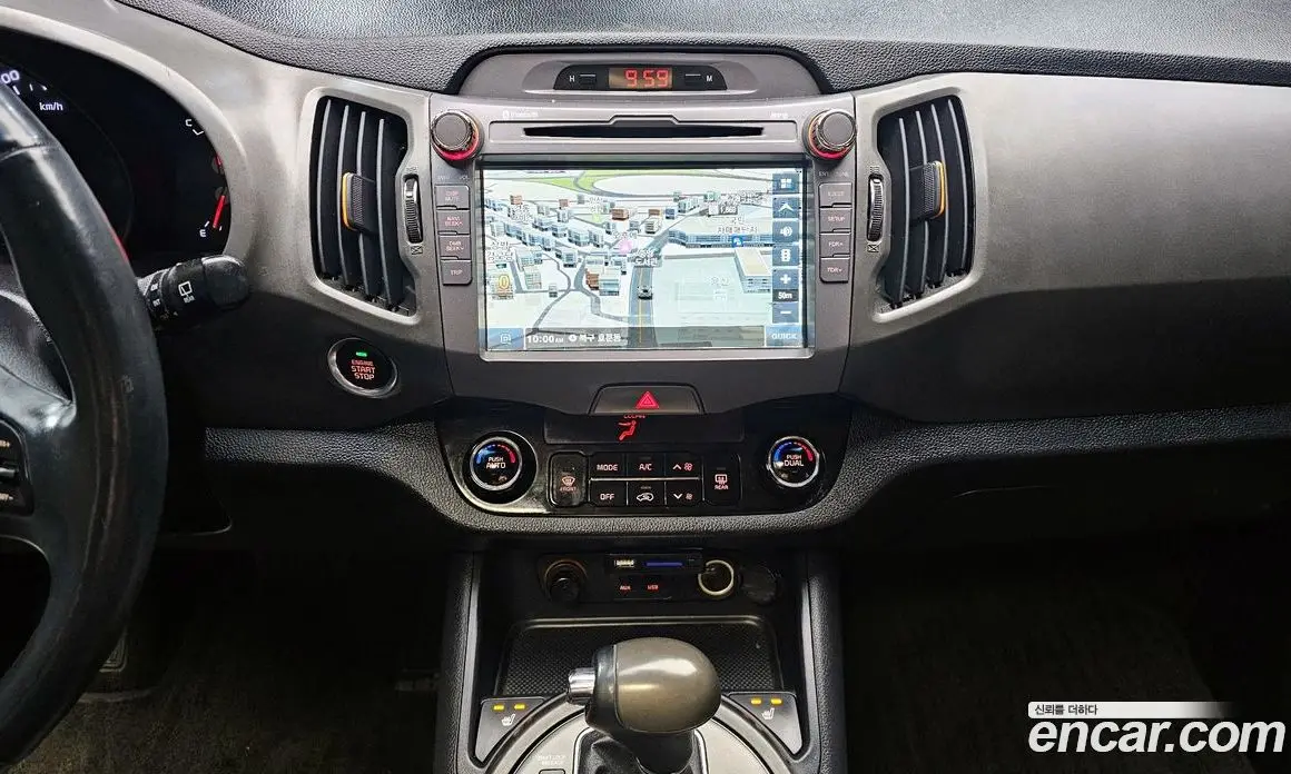 Kia Sportage 2013 2.0 автомат (гидро), фото 14