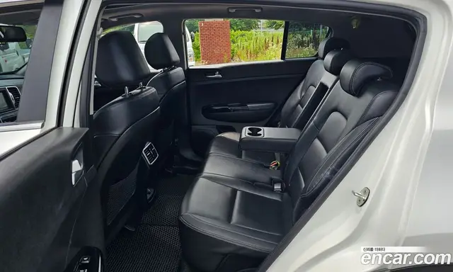 Kia Sportage 2016 2.0 автомат (гидро), миниатюра 12