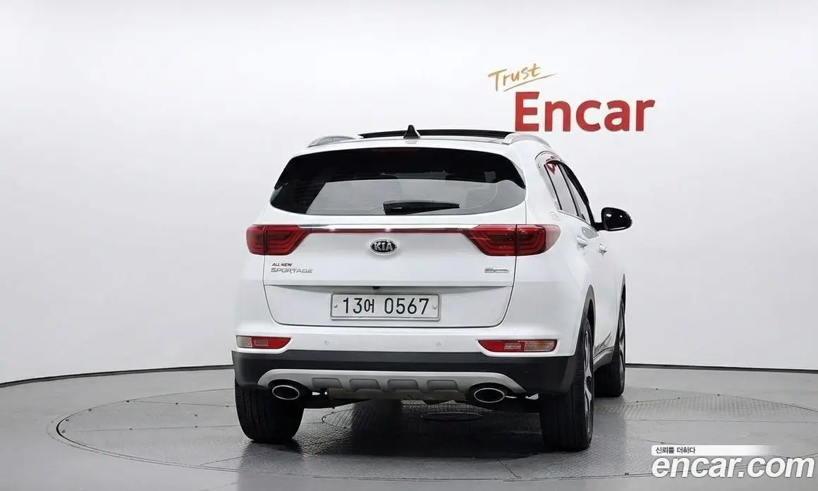 Kia Sportage 2016 2.0 автомат (гидро), фото 4