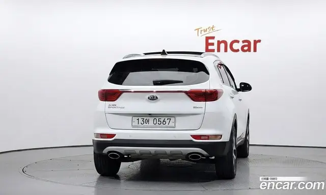 Kia Sportage 2016 2.0 автомат (гидро), миниатюра 4