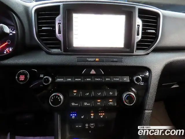 Kia Sportage 2016 2.0 автомат (гидро), миниатюра 12
