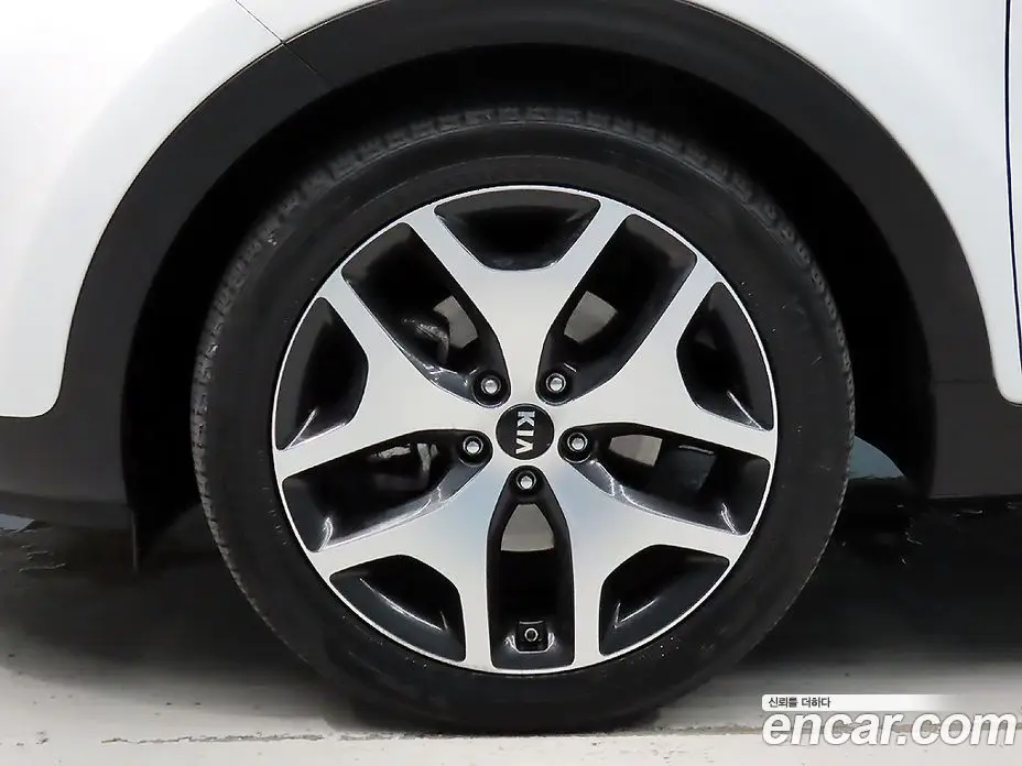 Kia Sportage 2016 2.0 автомат (гидро), фото 20