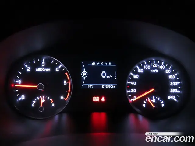 Kia Sportage 2016 2.0 автомат (гидро), миниатюра 9