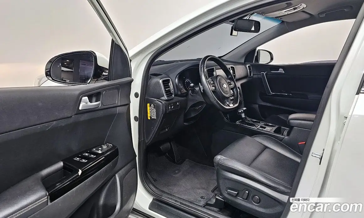 Kia Sportage 2017 2.0 автомат (гидро), фото 13