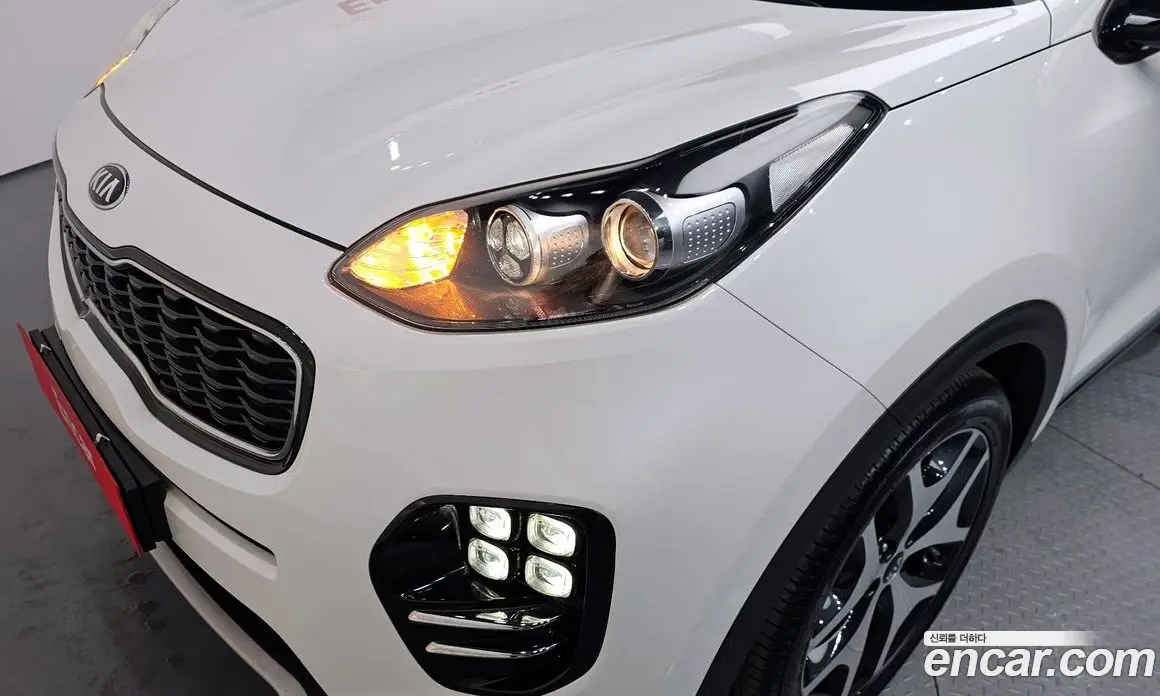 Kia Sportage 2017 2.0 автомат (гидро), фото 8