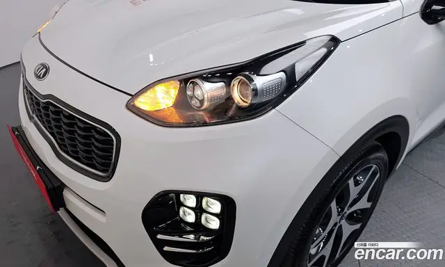 Kia Sportage 2017 2.0 автомат (гидро), миниатюра 8