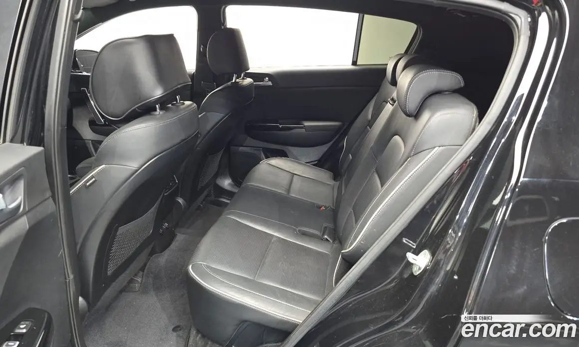 Kia Sportage 2019 2.0 автомат (гидро), фото 17