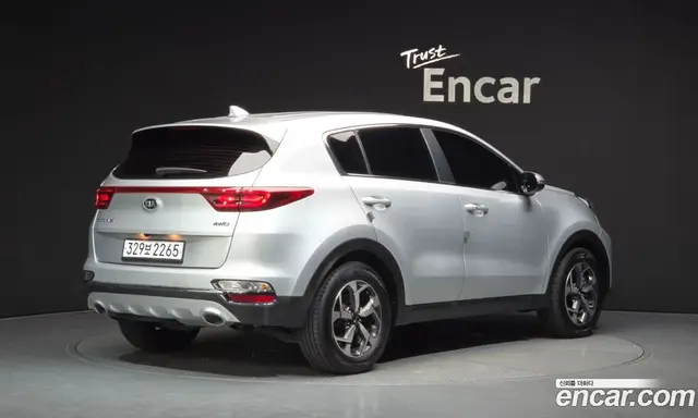 Kia Sportage 2021 1.6 автомат (гидро), миниатюра 2