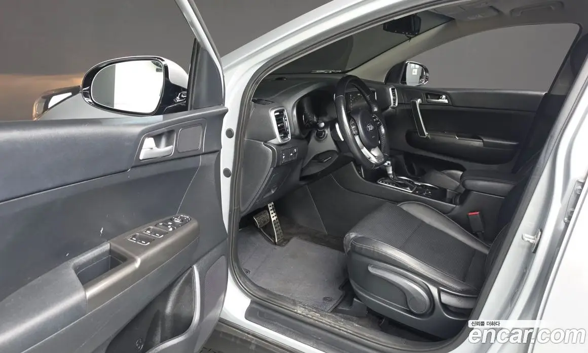Kia Sportage 2021 1.6 автомат (гидро), фото 13