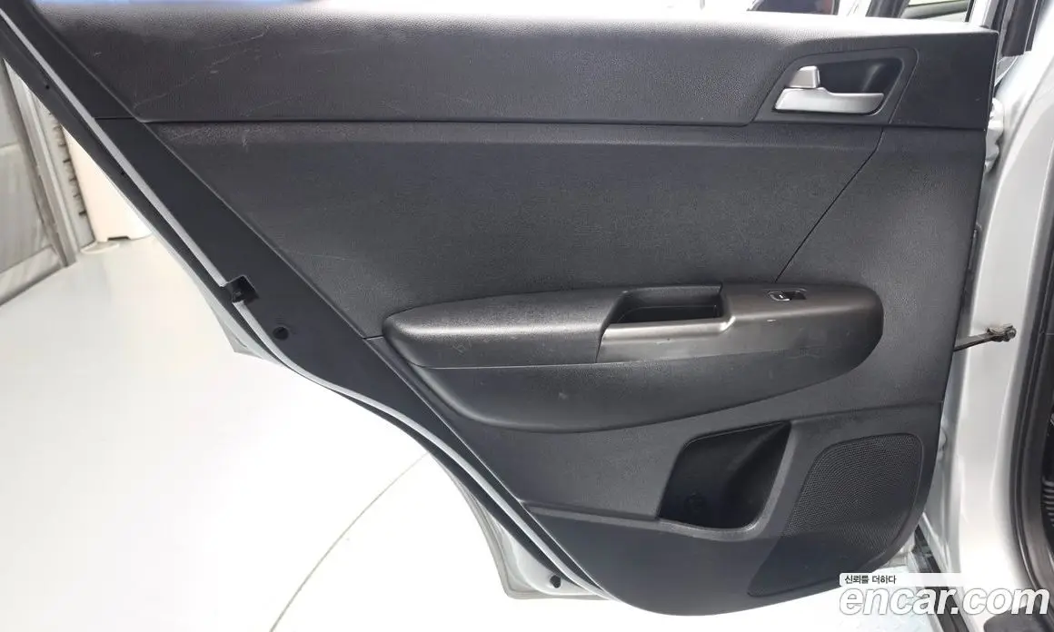 Kia Sportage 2021 1.6 автомат (гидро), фото 15