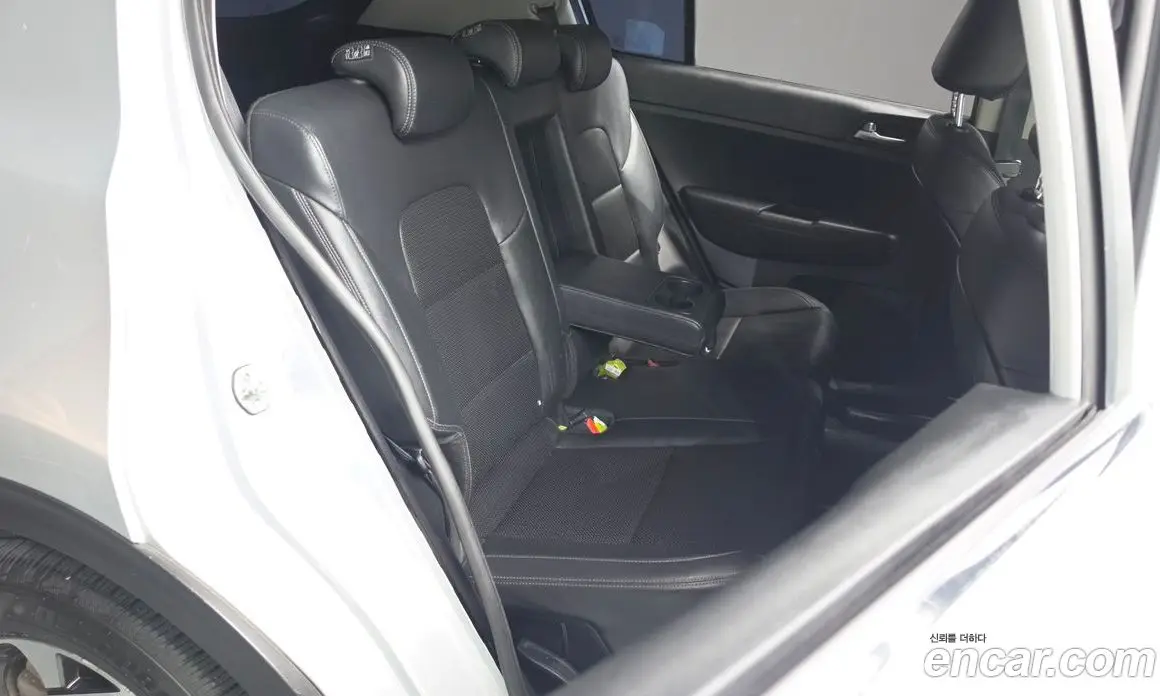 Kia Sportage 2021 1.6 автомат (гидро), фото 17