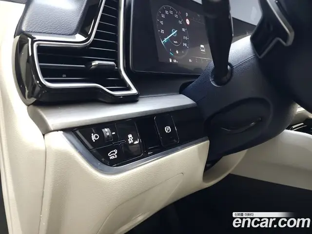 Kia Sportage 2022 1.6 автомат (гидро), миниатюра 9