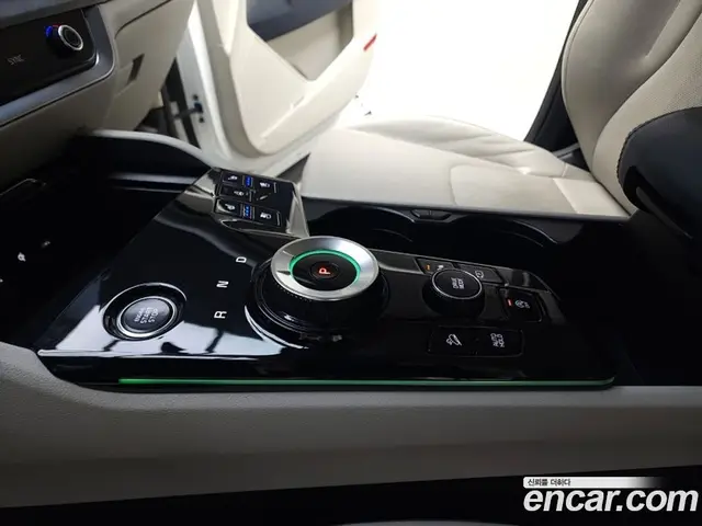 Kia Sportage 2022 1.6 автомат (гидро), миниатюра 10
