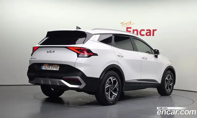 Kia Sportage 2022 2.0 автомат (гидро), миниатюра 2