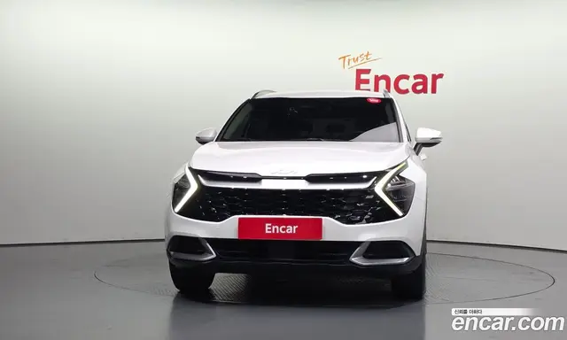 Kia Sportage 2022 2.0 автомат (гидро), миниатюра 3