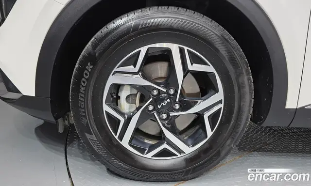 Kia Sportage 2022 2.0 автомат (гидро), миниатюра 5