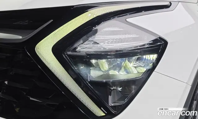 Kia Sportage 2022 2.0 автомат (гидро), миниатюра 8