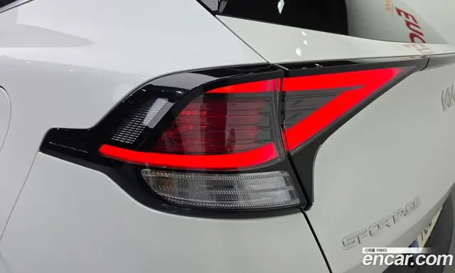 Kia Sportage 2022 2.0 автомат (гидро), миниатюра 9