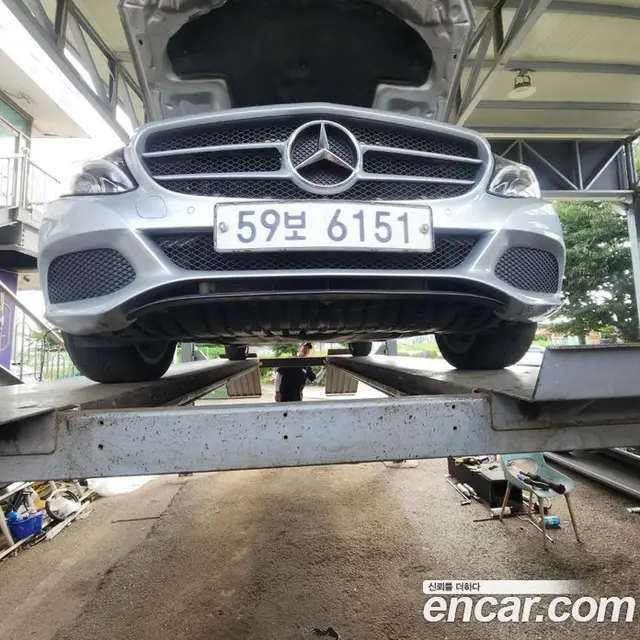 Mercedes-Benz C-Class, 2017, 183 425 км