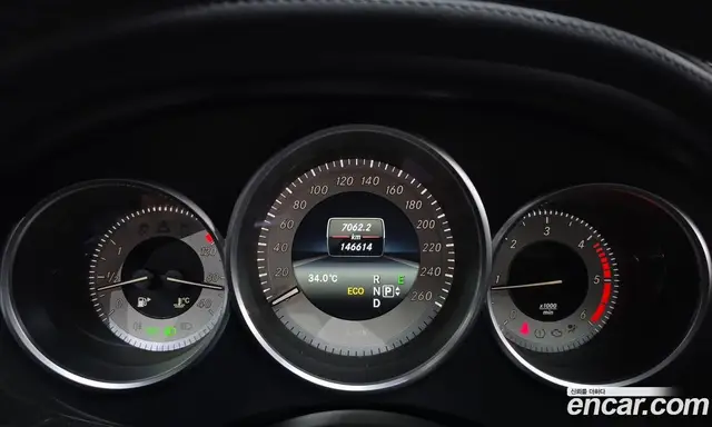 Mercedes-Benz CLS-Class 2014 2.1 автомат (гидро), миниатюра 8