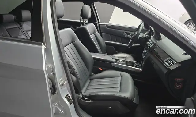 Mercedes-Benz E-Class 2013 3.5 автомат (гидро), миниатюра 10