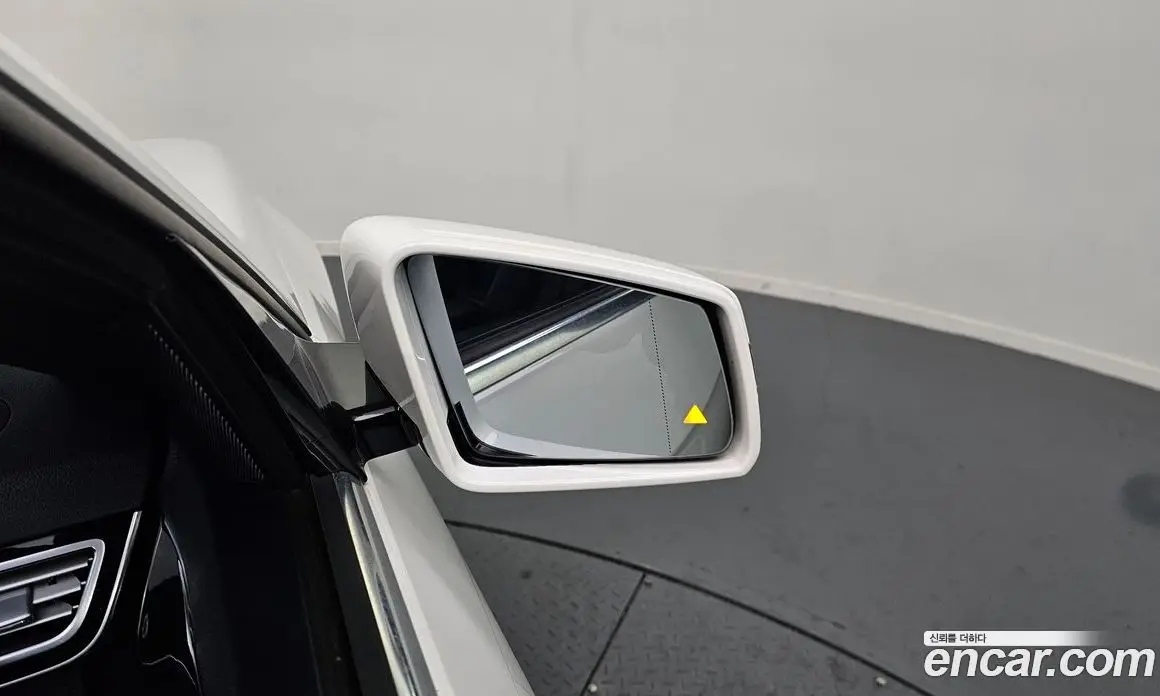 Mercedes-Benz E-Class 2015 2.1 автомат (гидро), фото 16 Mercedes-Benz E-Class 2015 2.1 автомат (гидро), фото 16