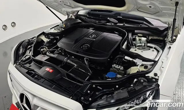 Mercedes-Benz E-Class 2015 2.1 автомат (гидро), миниатюра 6 Mercedes-Benz E-Class 2015 2.1 автомат (гидро), миниатюра 6