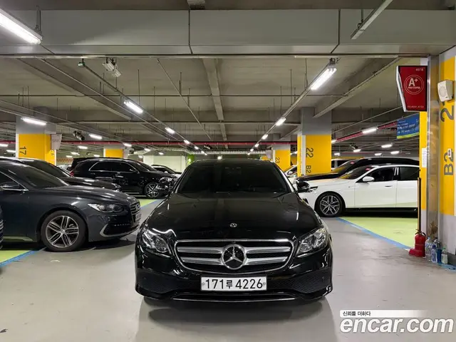 Mercedes-Benz E-Class, 2020, 54 797 км