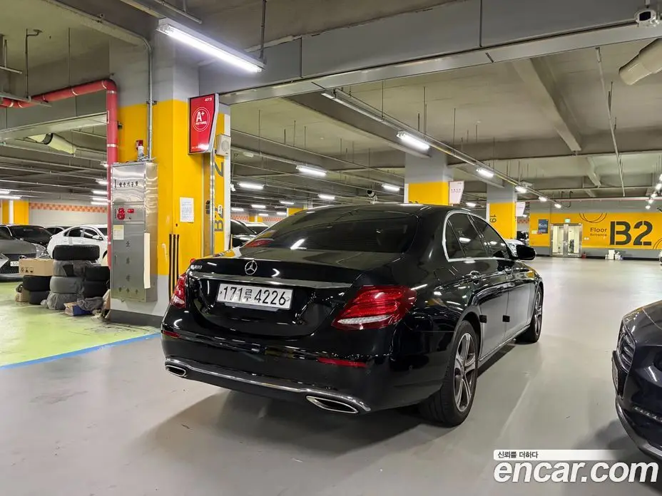 Mercedes-Benz E-Class 2020 2.0 автомат (гидро), фото 3