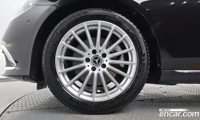 Mercedes-Benz E-Class 2021 2.0 автомат (гидро), миниатюра 4